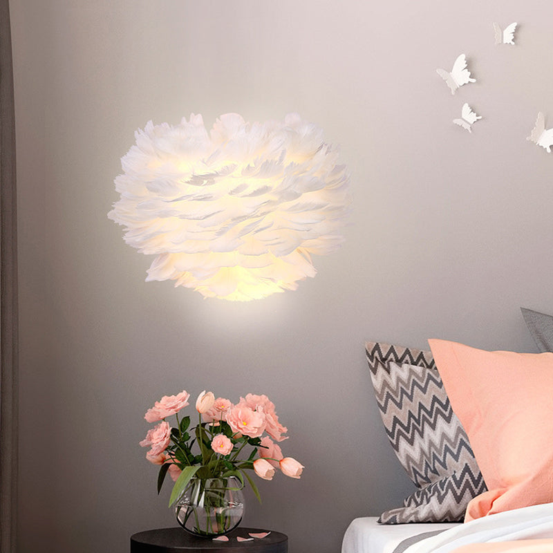 White Feather Flush Wall Sconce Contemporary 1 Bulb Fabric Wall Mounted Light for Bedside