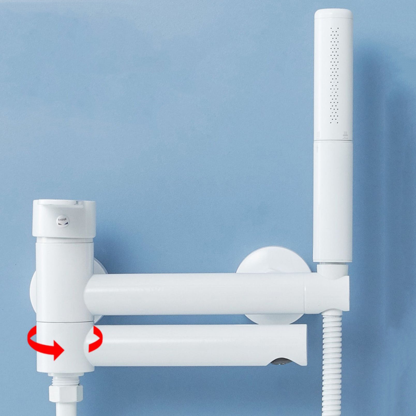 Metal Modern Bathroom Faucet White Single Handle Bath Filler Trim