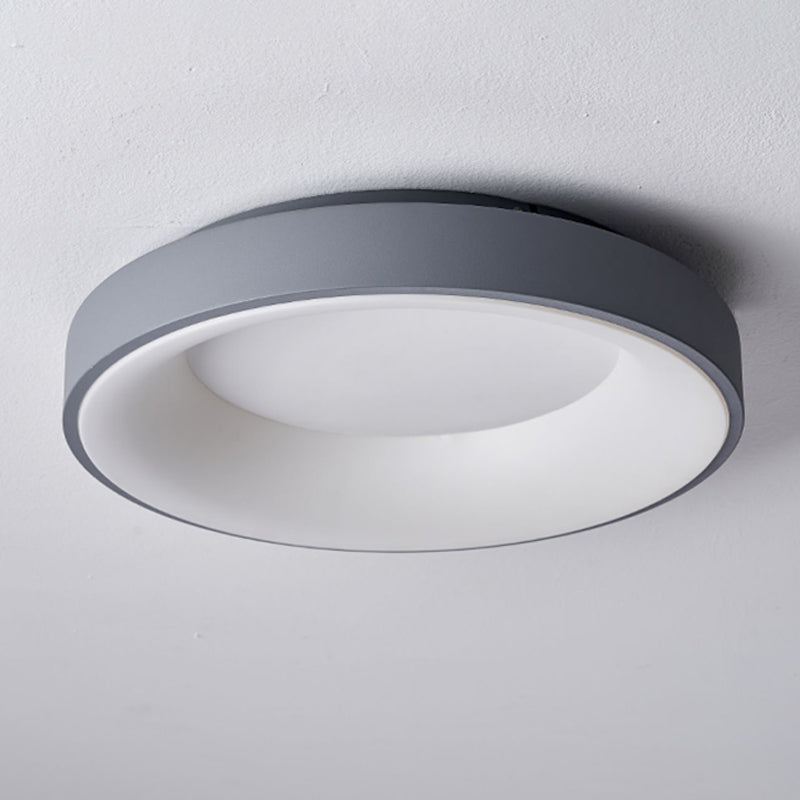 Minimalism LED Flush Mount Round Metal Ceiling Light Fixture for Bedroom