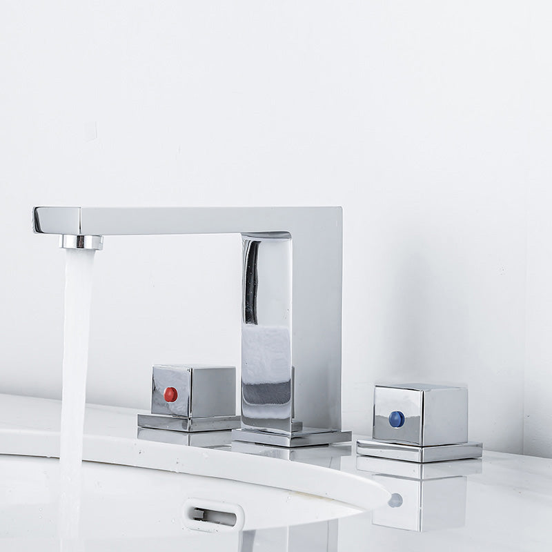 Metal Wide Spread Bathroom Faucet Modern Two-Handle Vanity Sink Faucet