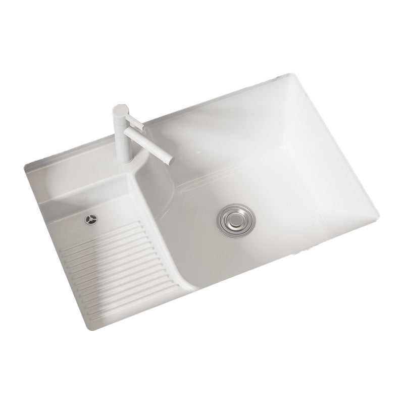 Modern Centerset Faucet Single Hole Lever Handles Centerset Bathroom Sink Faucet
