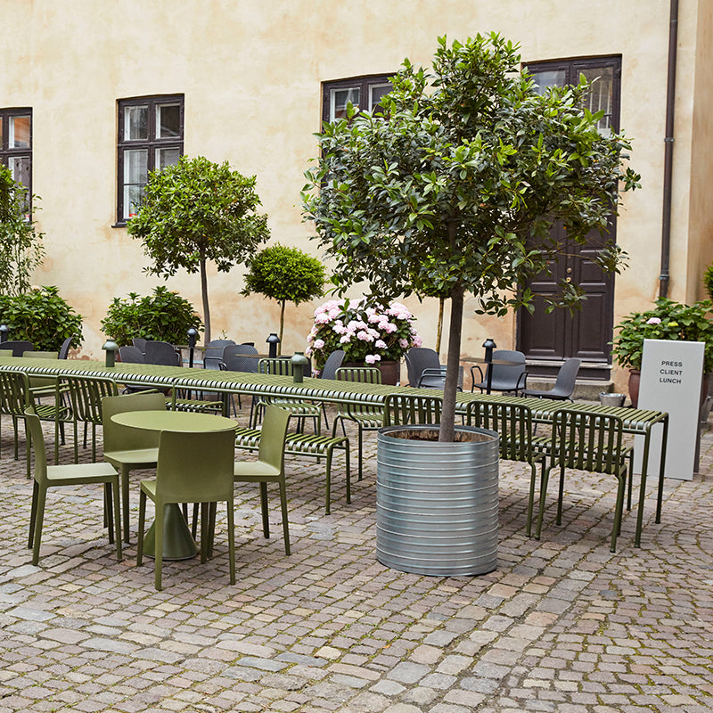 Metal Green Dining Table Industrial Outdoor Table with Pedestal Base