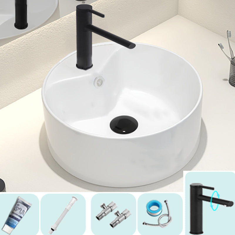 Round Vessel Bathroom Sink Vitreous China Vessel Lavatory Sink