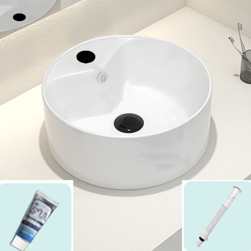 Round Vessel Bathroom Sink Vitreous China Vessel Lavatory Sink