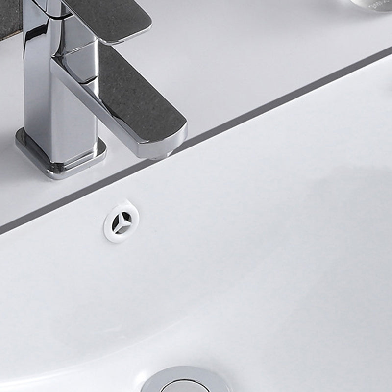 Classic Porcelain Bathroom Sink Trough Bathroom Sink in White