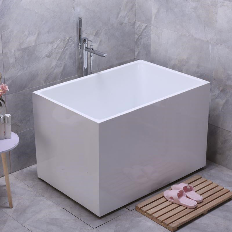 White Modern Bathtub Freestanding Acrylic Soaking Rectangular Bath