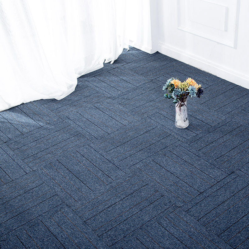 Modern Carpet Tiles Self Adhesive Level Loop Stain Resistant Carpet Tile