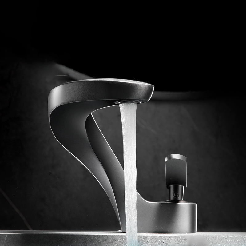 Modern Style Faucet Bathroom Lever Handle Brass Washroom Faucet