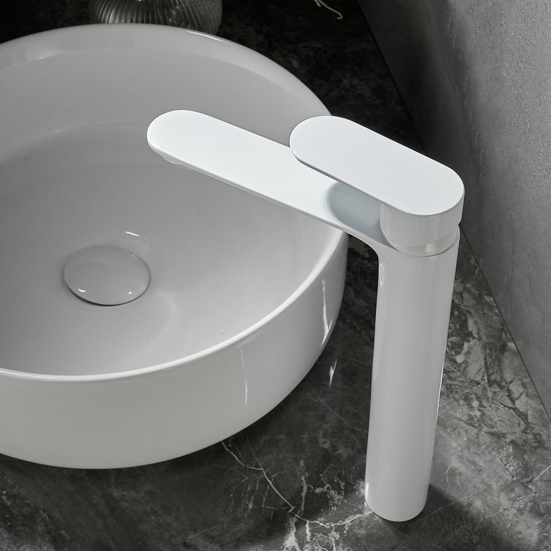 Bathroom Sink Faucet Lever Handle Brass Solid Color Washroom Faucet