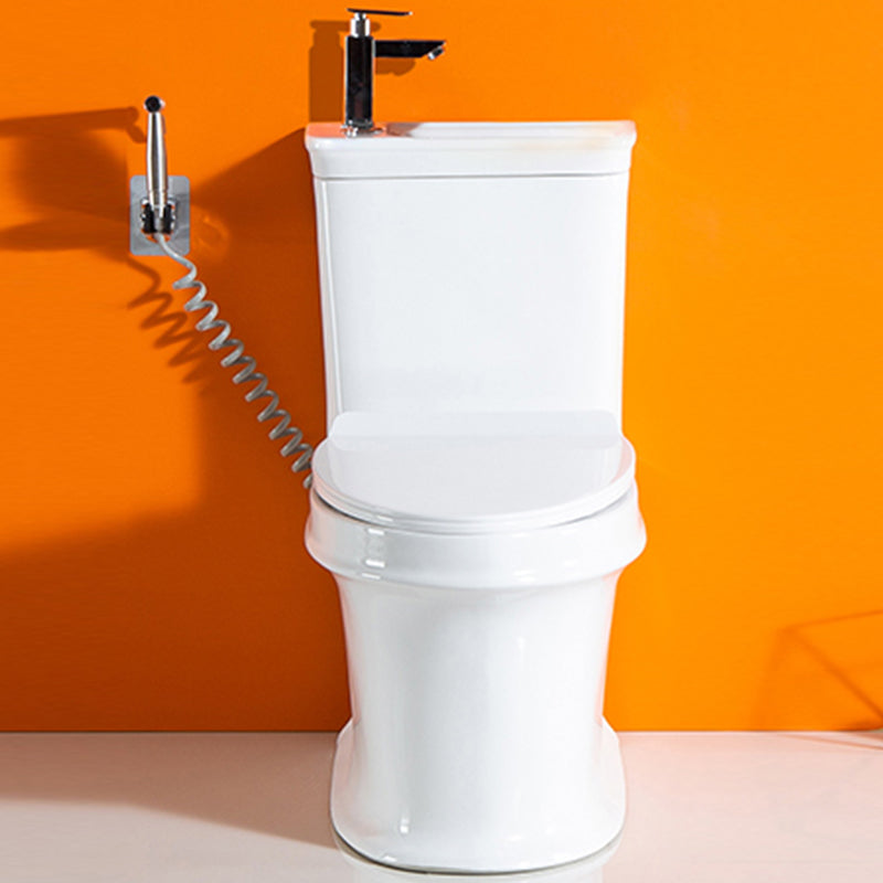 Modern Ceramic Flush Toilet One Piece White Toilet Bowl for Washroom