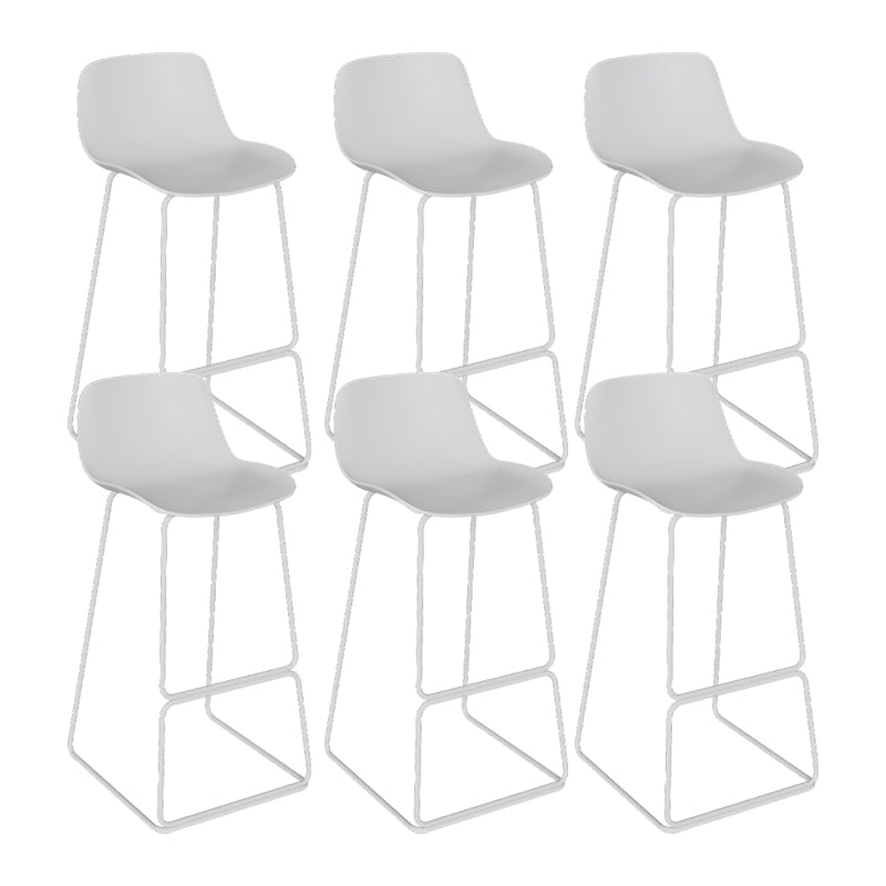 Contemporary Metal Dining Stools Low Back Bar Stools with Footrest