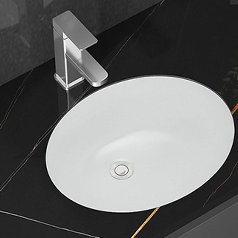 Modern White Bathroom Sink Porcelain Trough Bathroom Sink with Faucet