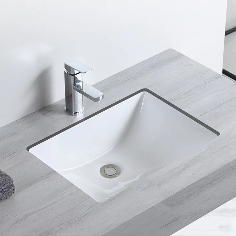 Traditional Undermount Bathroom Sink Porcelain with Pop-Up Drain Basin