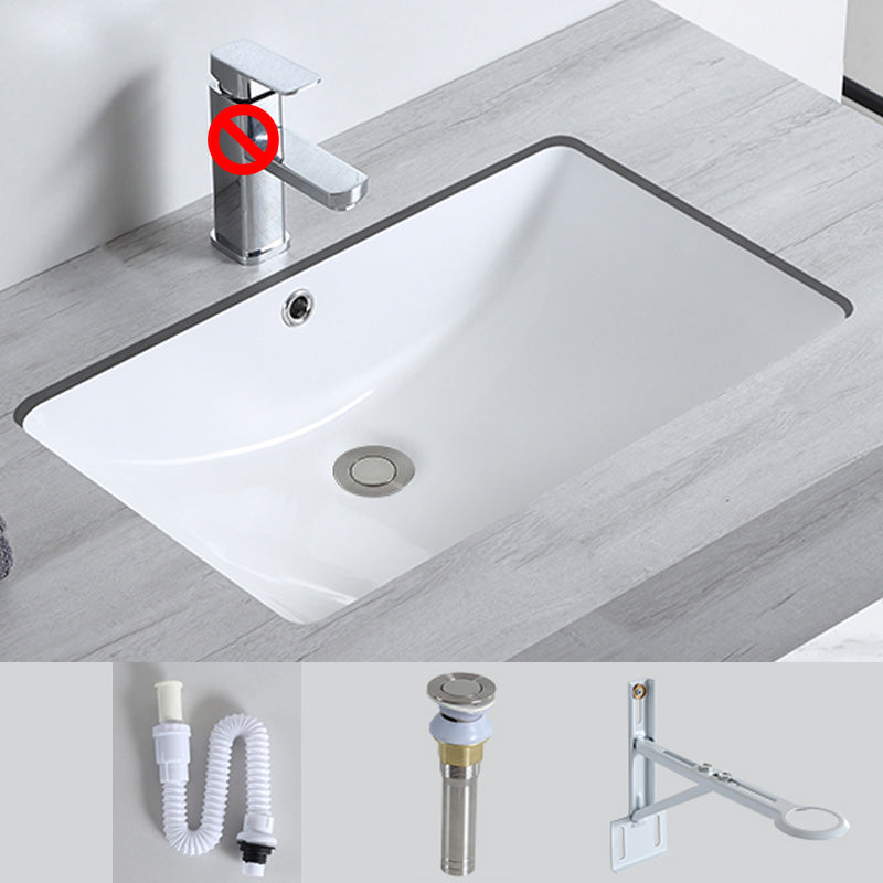 Traditional Undermount Bathroom Sink Porcelain with Pop-Up Drain Basin