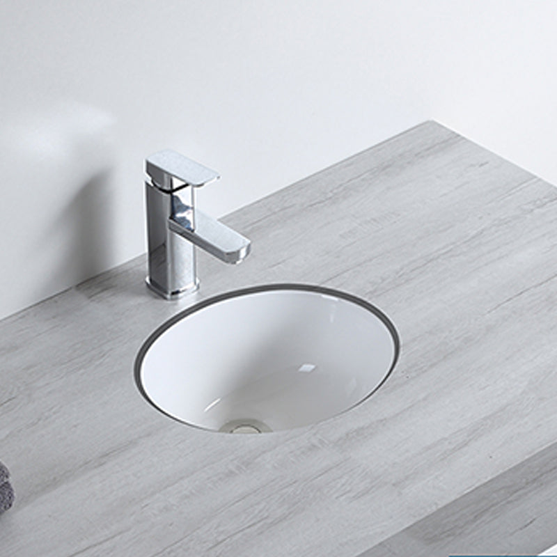 Traditional Undermount Bathroom Sink Porcelain with Pop-Up Drain Basin