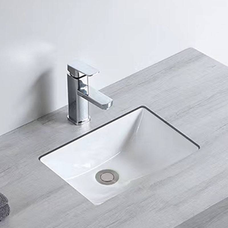 Traditional Undermount Bathroom Sink Porcelain with Pop-Up Drain Basin