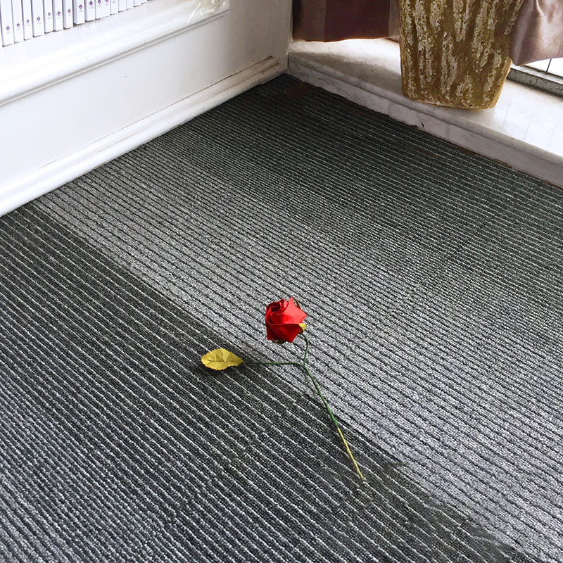 Self Adhesive Carpet Tiles Non-Skid Carpet Tiles for Living Room and Bedroom