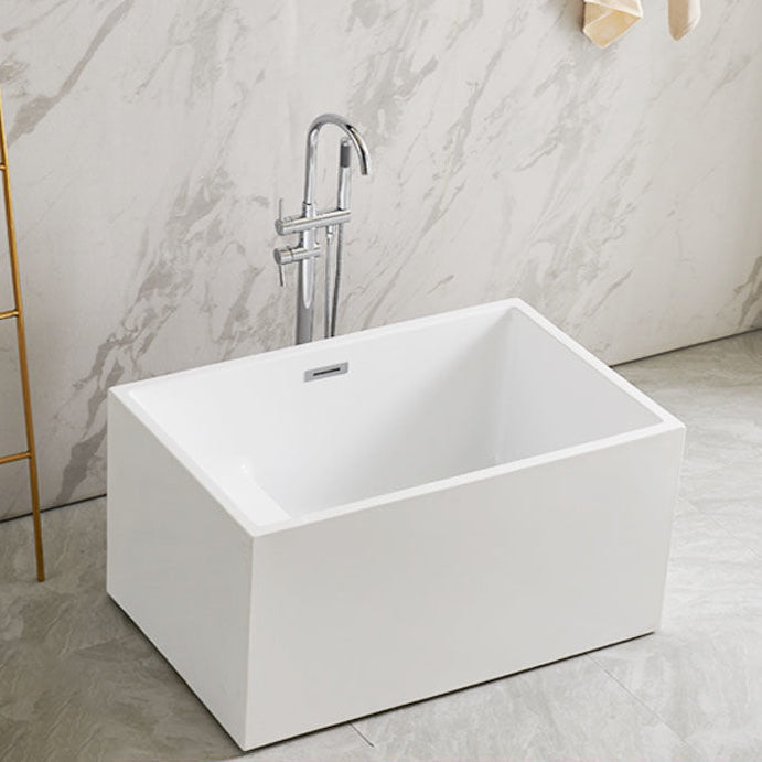 Freestanding Soaking Bathtub Antique Finish Rectangular Bathtub (Faucet not Included)