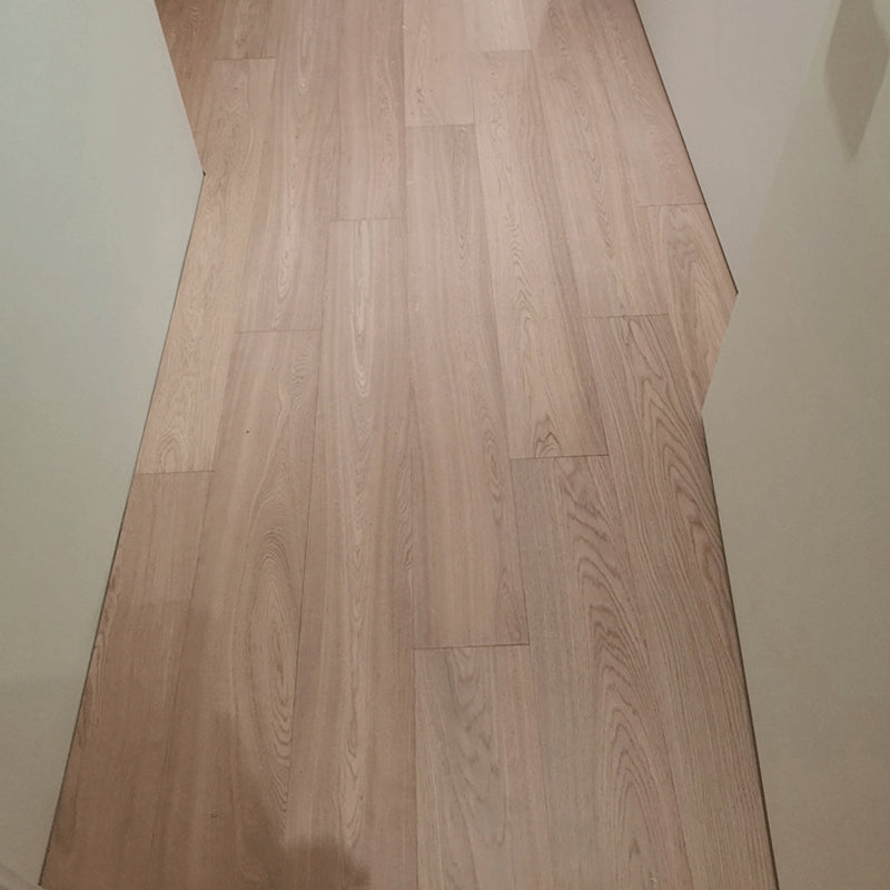 Traditional Oak Wooden Wall Plank Smooth Click Lock Hardwood Deck Tiles