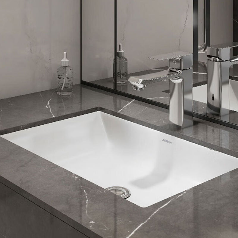 Modern Porcelain Bathroom Sink in White  with Overflow Undermount Sink