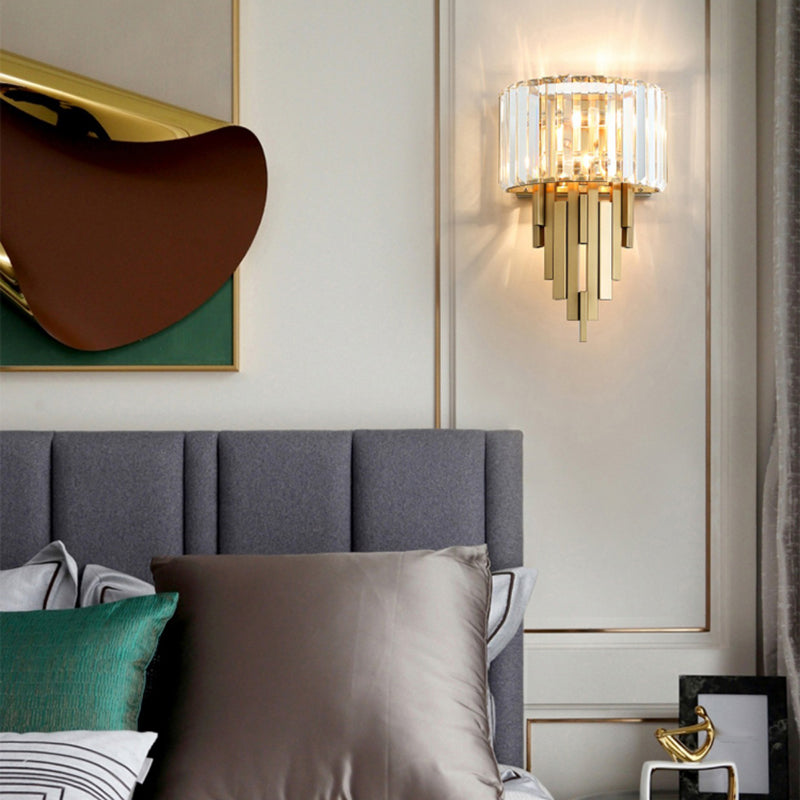 Geometric Shape Crystal Wall Lighting Modern Style 2-Lights Wall Mounted Light in Gold