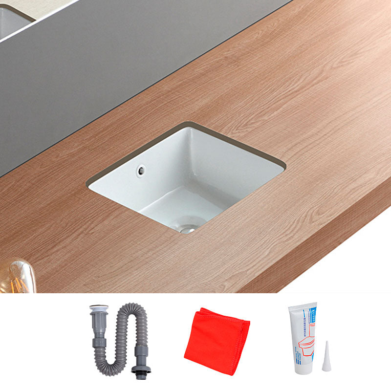 Traditional Undermount Bathroom Sink Porcelain with Overflow Basin Sink