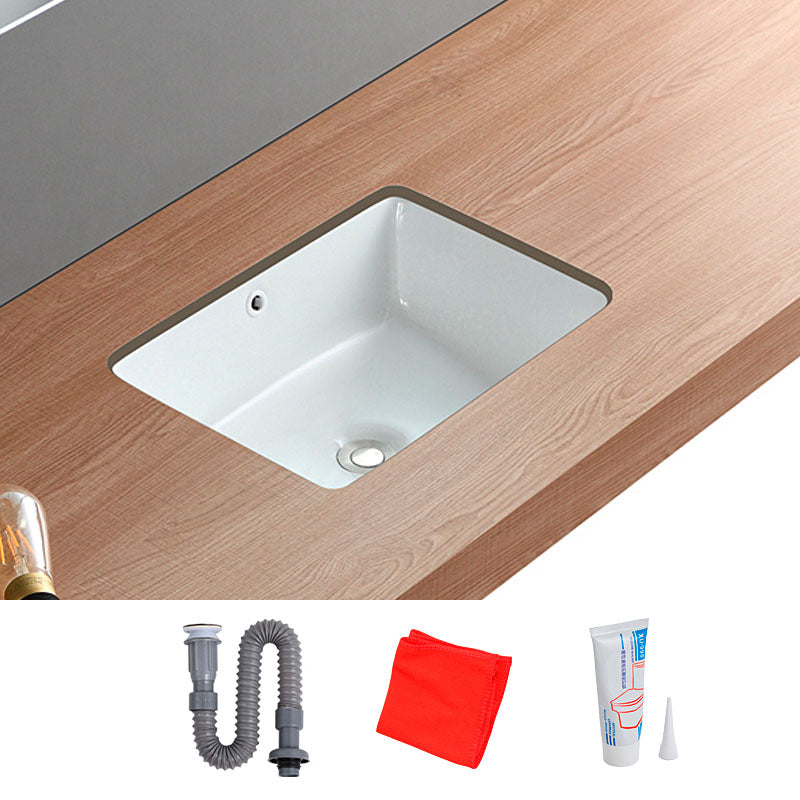 Traditional Undermount Bathroom Sink Porcelain with Overflow Basin Sink