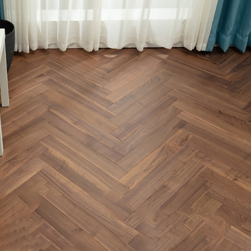 Contemporary Laminate Click-Lock Stain Resistant Laminate Flooring 15mm Thickness