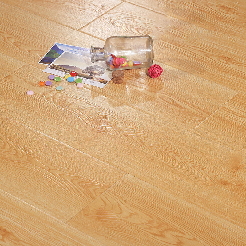 Modern Laminate Plank Flooring Click Lock 12mm or Greater Thickness Laminate