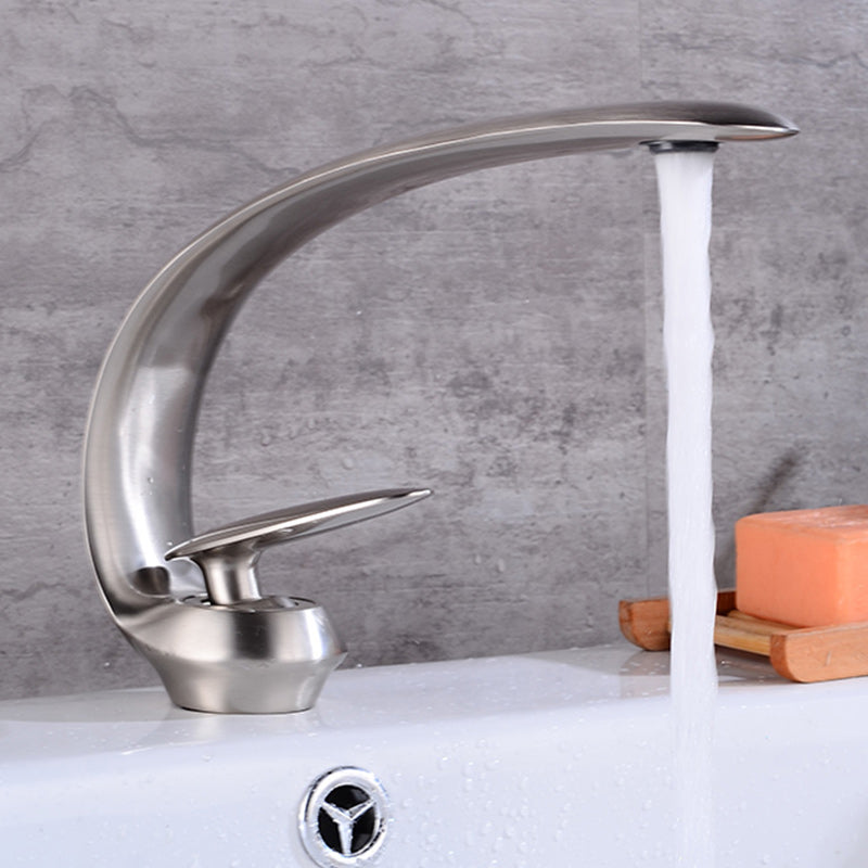 Luxury Single Handle Sink Faucet Brass Bathroom Gooseneck Faucet