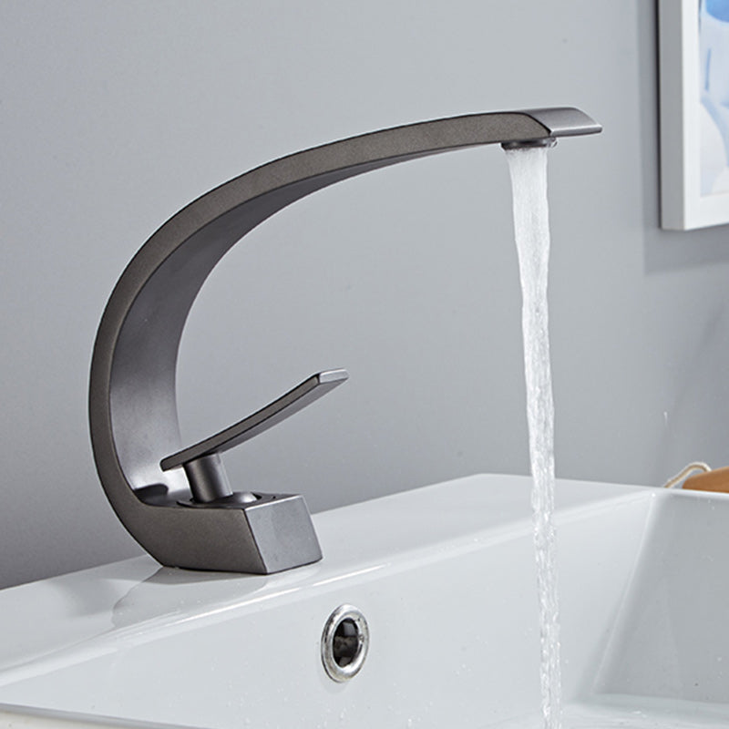 Luxury Single Handle Sink Faucet Brass Bathroom Gooseneck Faucet