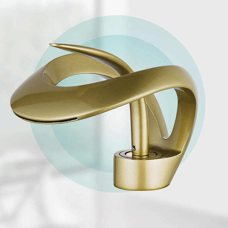 Luxury Single Handle Sink Faucet Brass Bathroom Novel Shape Faucet
