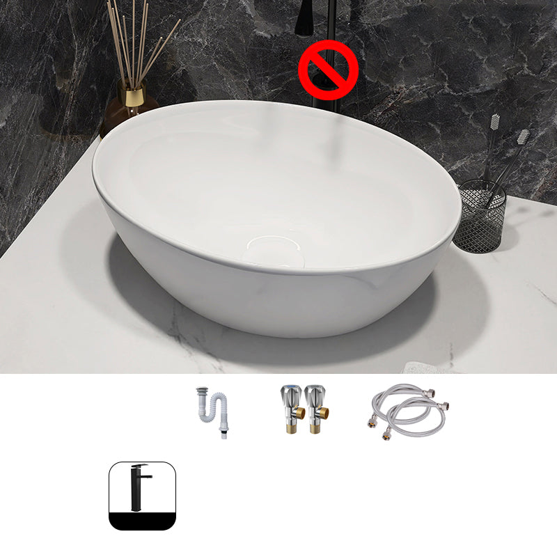 Modern Style Vessel Bathroom Sink Round Ceramic Vessel Bathroom Sink in White