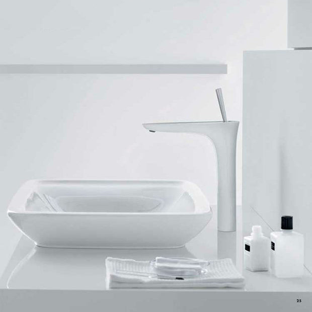 Floor Mounted Freestanding Tub Filler Single Handle Freestanding Faucet with Hose