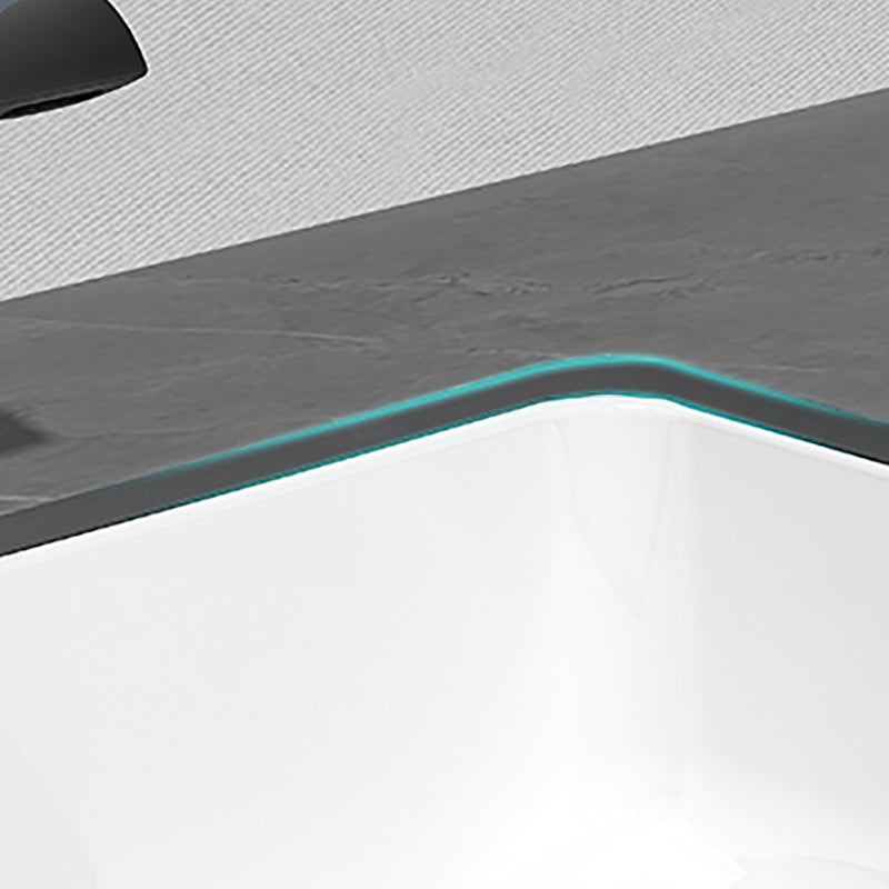 Modern Style Bathroom Sink Overflow Hole Design Undermount Ceramic Bathroom Sink