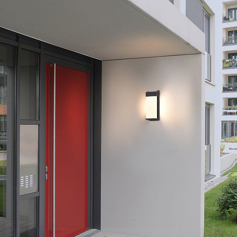 Modern Metal Wall Sconce Geometric Shape Wall Light with Silicone Shade for Living Room