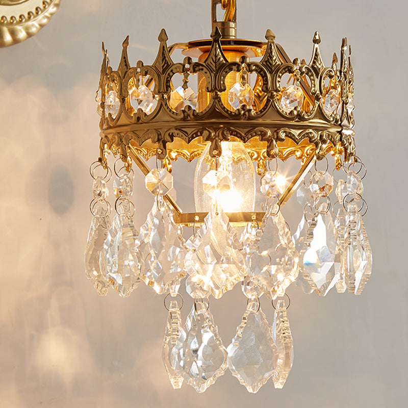 Modern Style Metal Wall Sconce Crystal Shade Wall Light for Dining Room