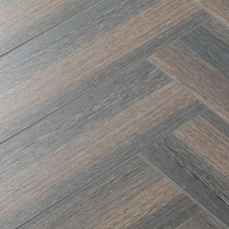Textured Laminate Flooring Wooden Rectangular Fireproof Stain Resistant Click Laminate