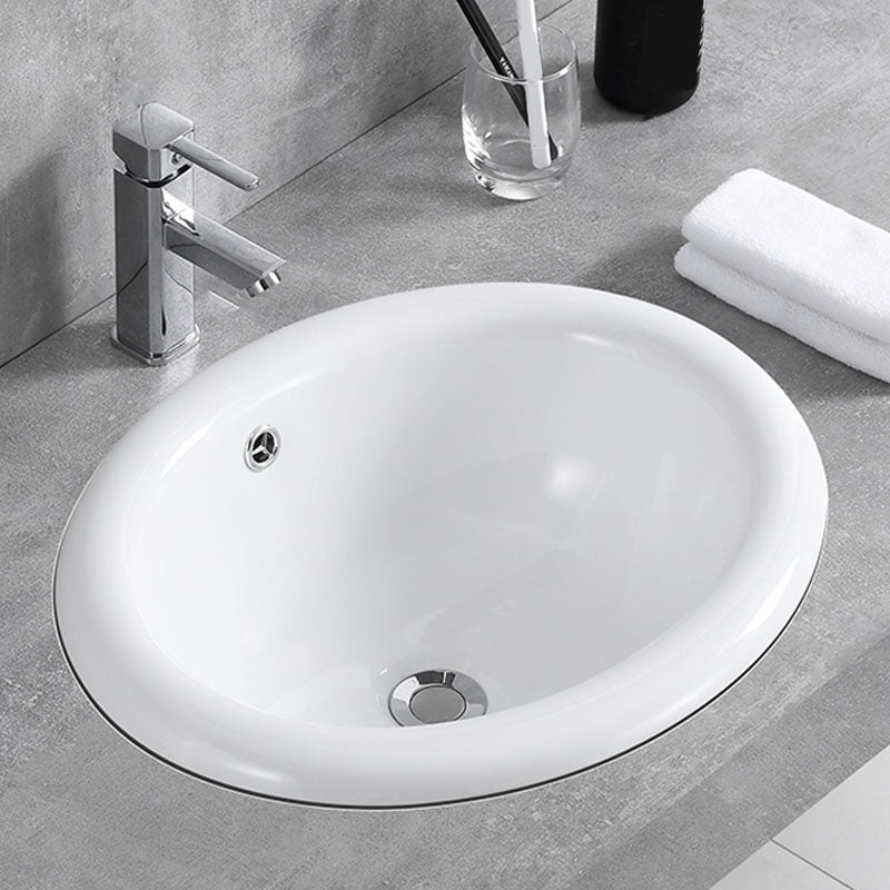 Contemporary Bathroom Sink with Overflow Porcelain Round Vessel Lavatory Sink