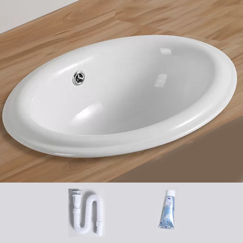 Contemporary Bathroom Sink with Pop-Up Drain Porcelain Oval-Shape Undermount Bathroom Sink