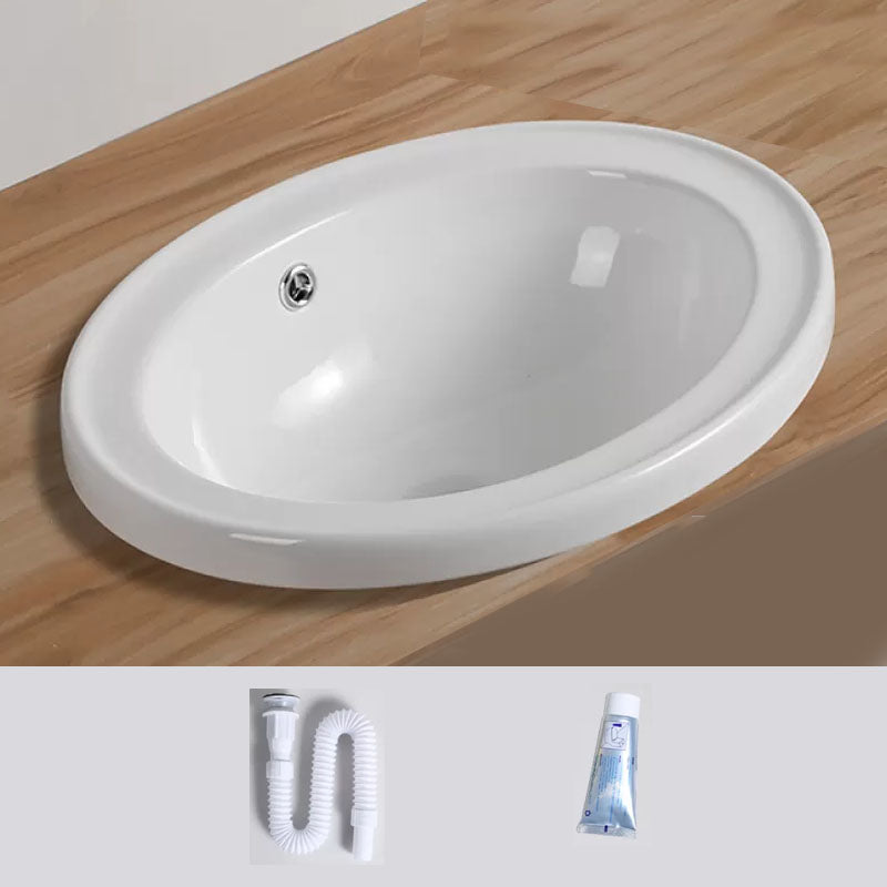 Contemporary Bathroom Sink with Pop-Up Drain Porcelain Oval-Shape Undermount Bathroom Sink