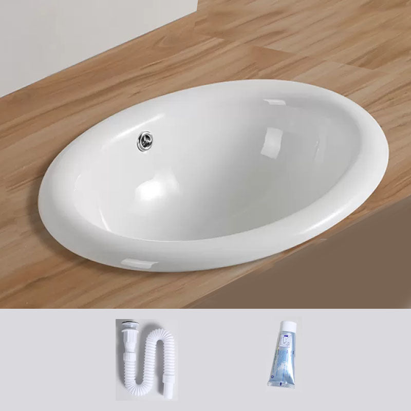 Contemporary Bathroom Sink with Pop-Up Drain Porcelain Oval-Shape Undermount Bathroom Sink