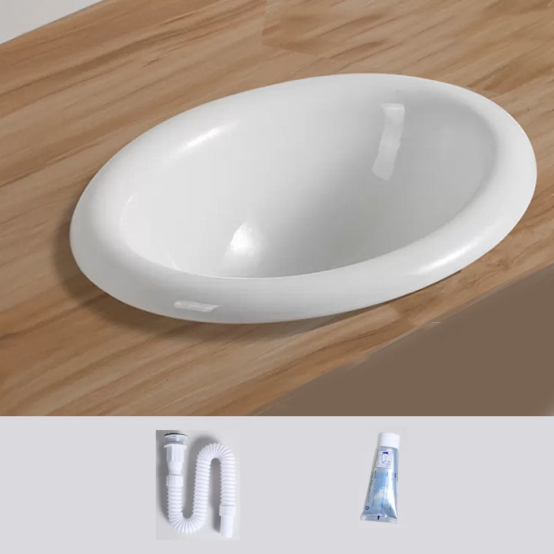 Contemporary Bathroom Sink with Pop-Up Drain Porcelain Oval-Shape Undermount Bathroom Sink