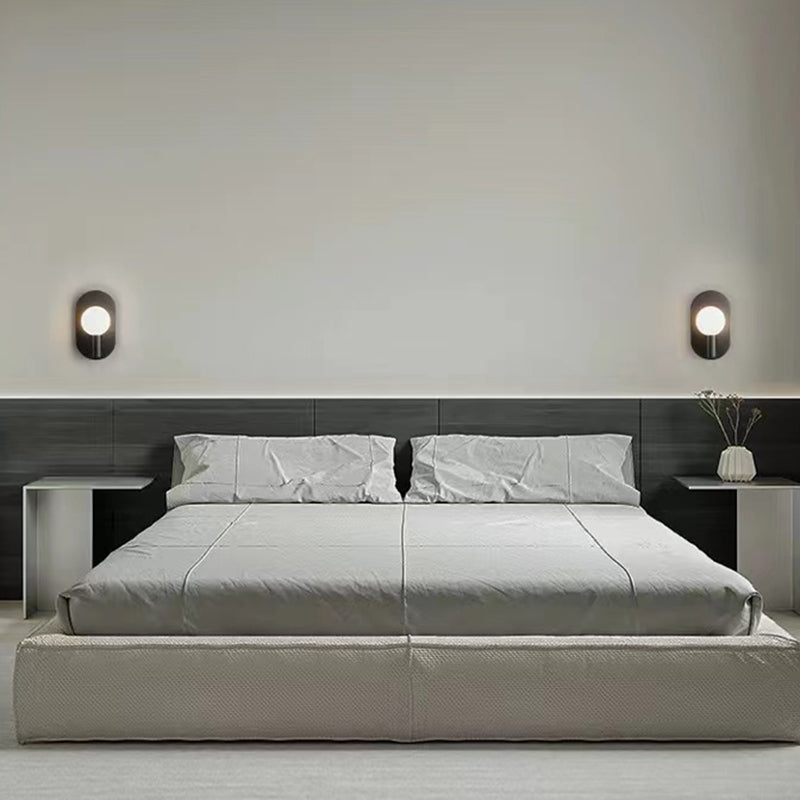 Solid Brass Wall Lamp Contemporary Black / Gold Wall Light with Glass Shade