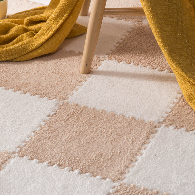 Indoor Carpet Tiles Color Block Interlocking Stain Resistant Carpet Tiles