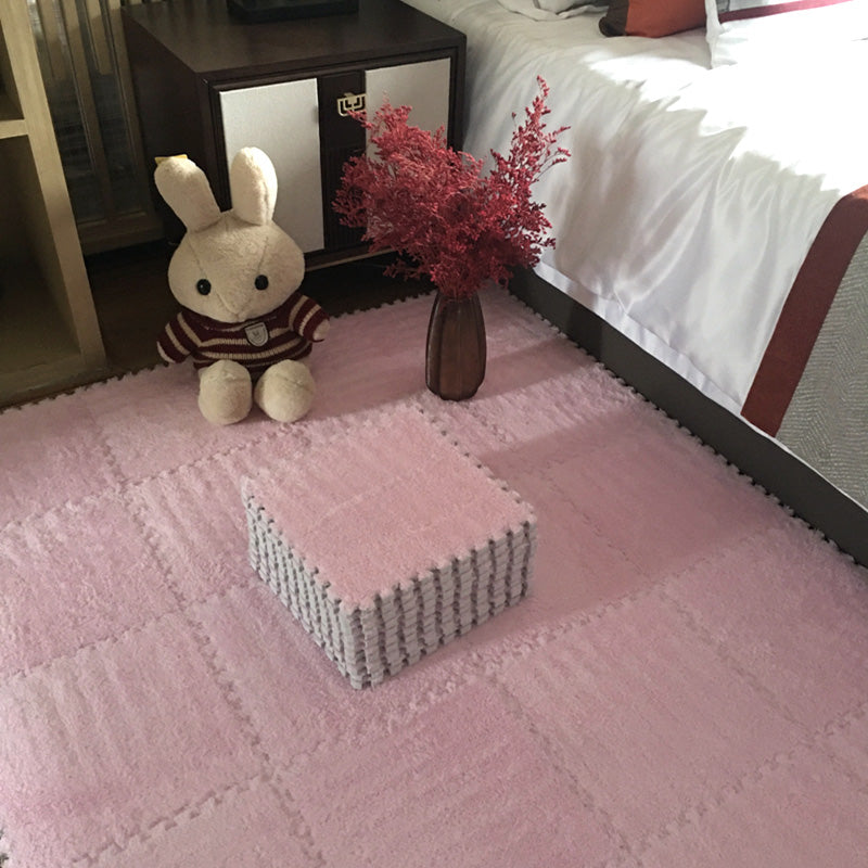 Modern Carpet Floor Tile Plush Cut Interlocking Non-Skid Tiles and Carpet