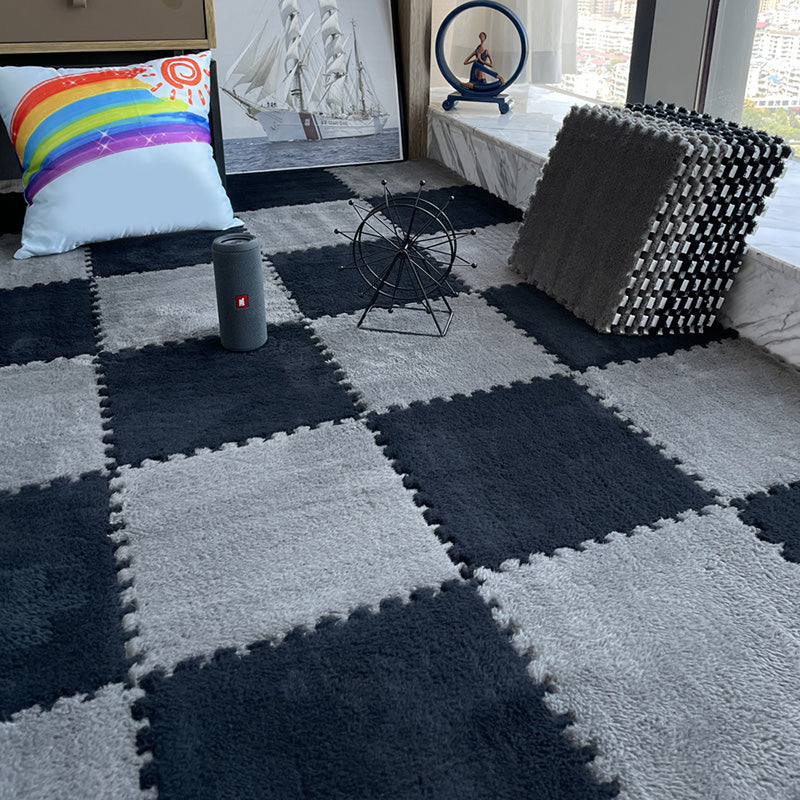 Modern Carpet Floor Tile Plush Cut Interlocking Mildew Resistant Tiles and Carpet