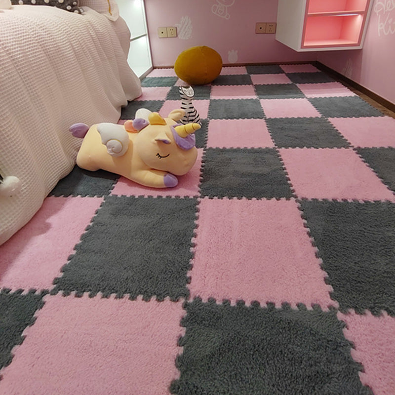 Modern Tiles and Carpet Plush Cut Interlocking Non-Skid Carpet Tiles