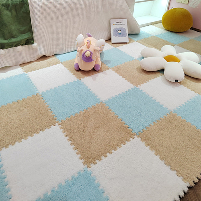 Modern Tiles and Carpet Plush Cut Interlocking Non-Skid Carpet Tiles