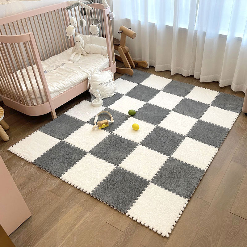 Modern Carpet Floor Tile Plush Cut Loose Lay Non-Skid Carpet Tile